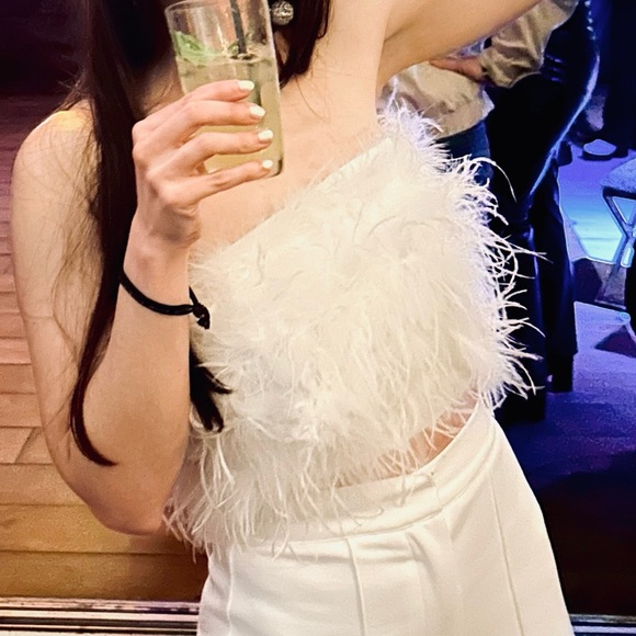 White feather top - Picture 9 of 9